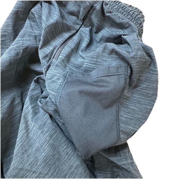 Men's Lululemon Pace Breaker Short 9" Linerless Size M Heather Navy Blue - Picture 8 of 16